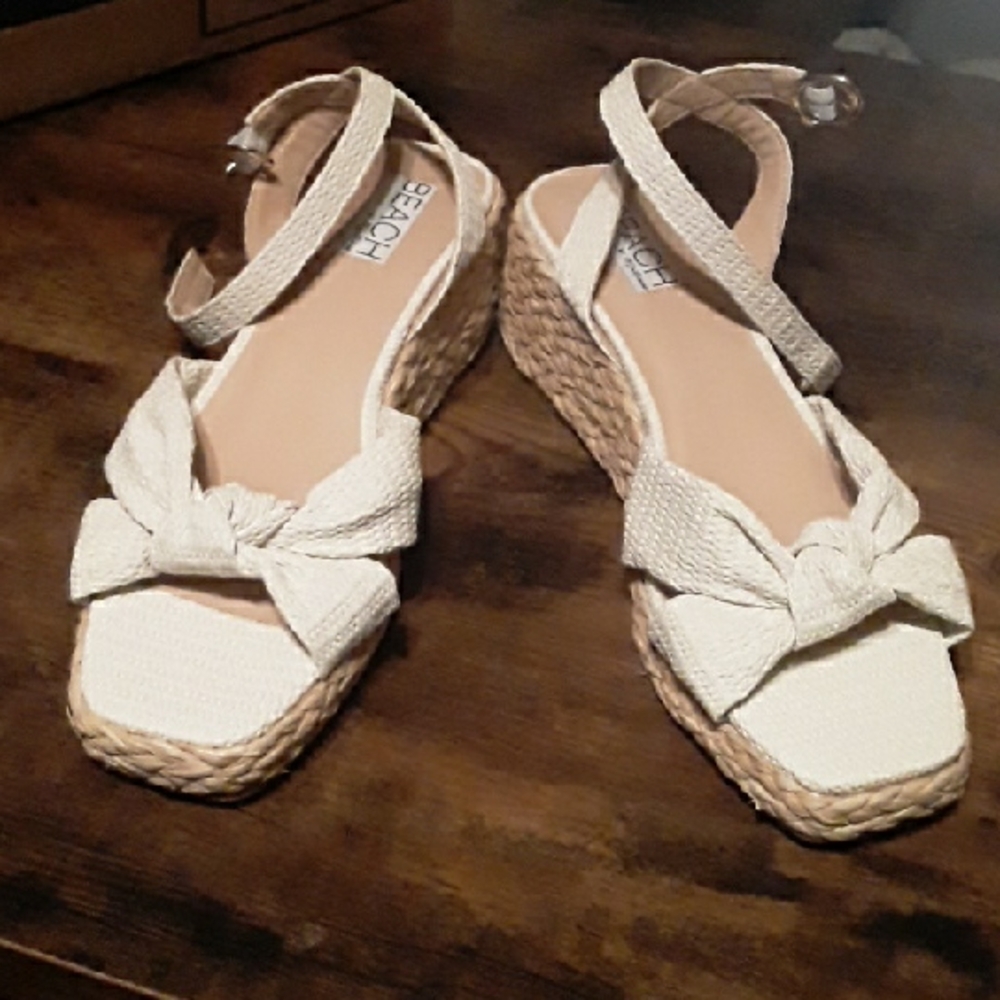 NWOT women's 10 Boho Style BEACH by MATISSE Wedge Sandals